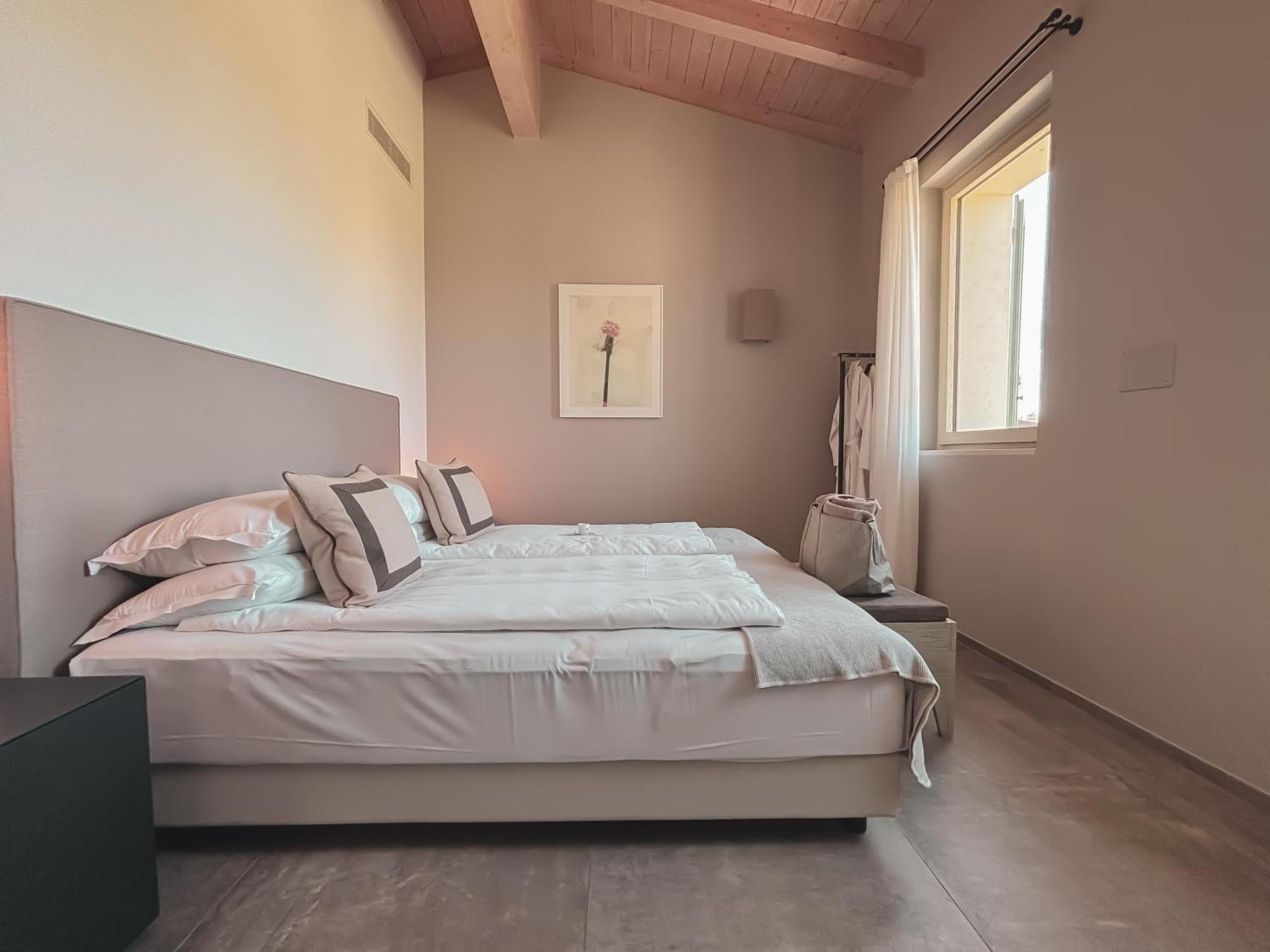 Natiia Relais - Adults Only Hotel Lazise Kamer foto