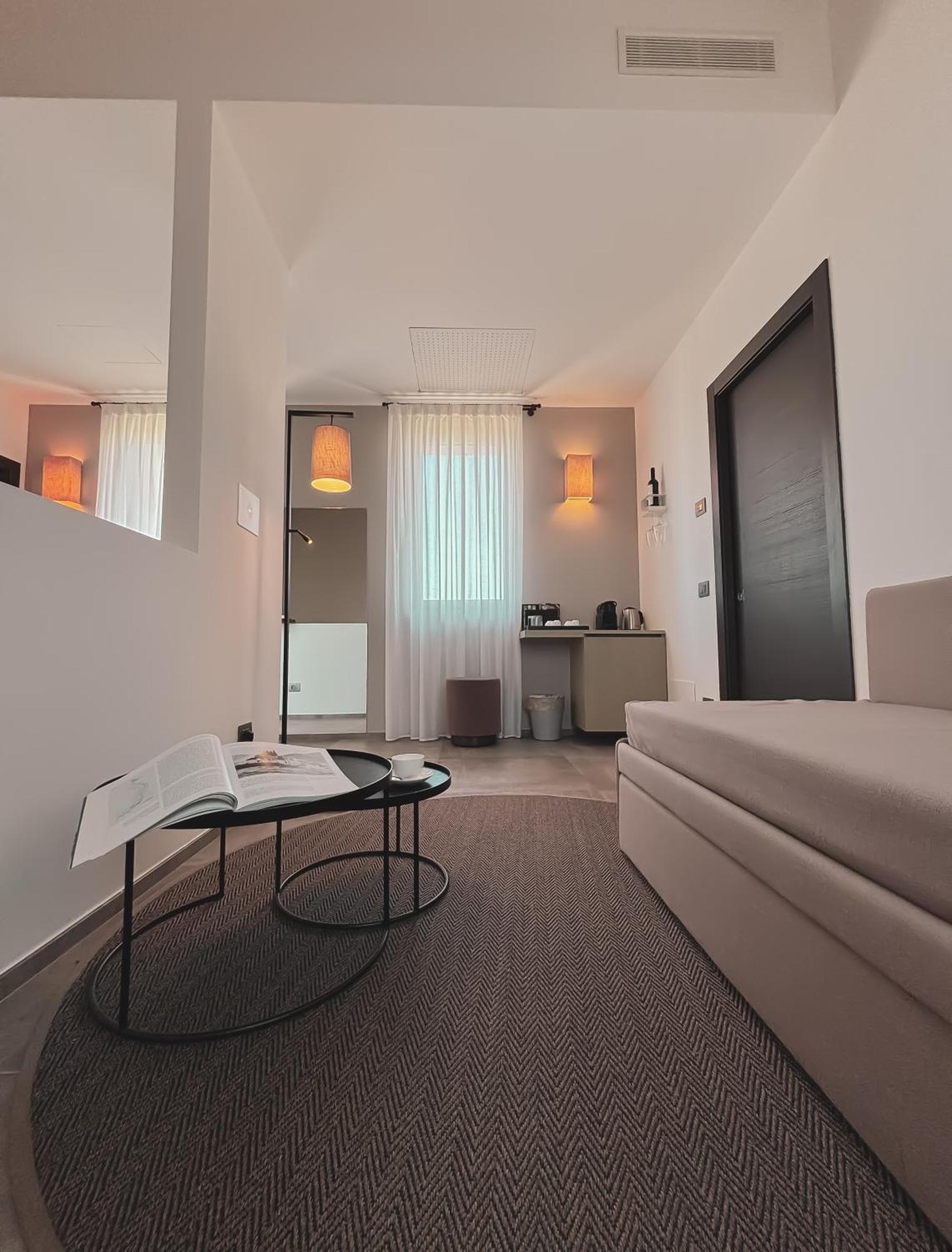 Natiia Relais - Adults Only Hotel Lazise Buitenkant foto