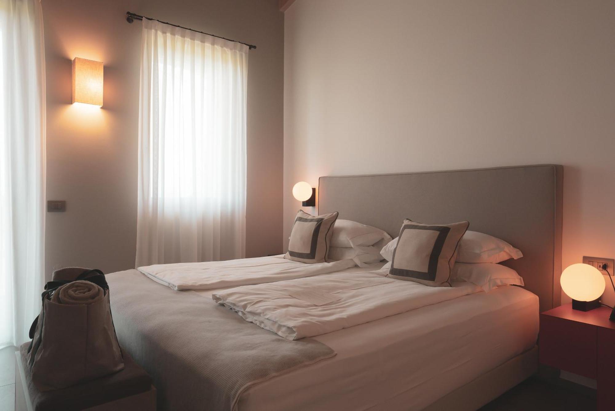 Natiia Relais - Adults Only Hotel Lazise Buitenkant foto