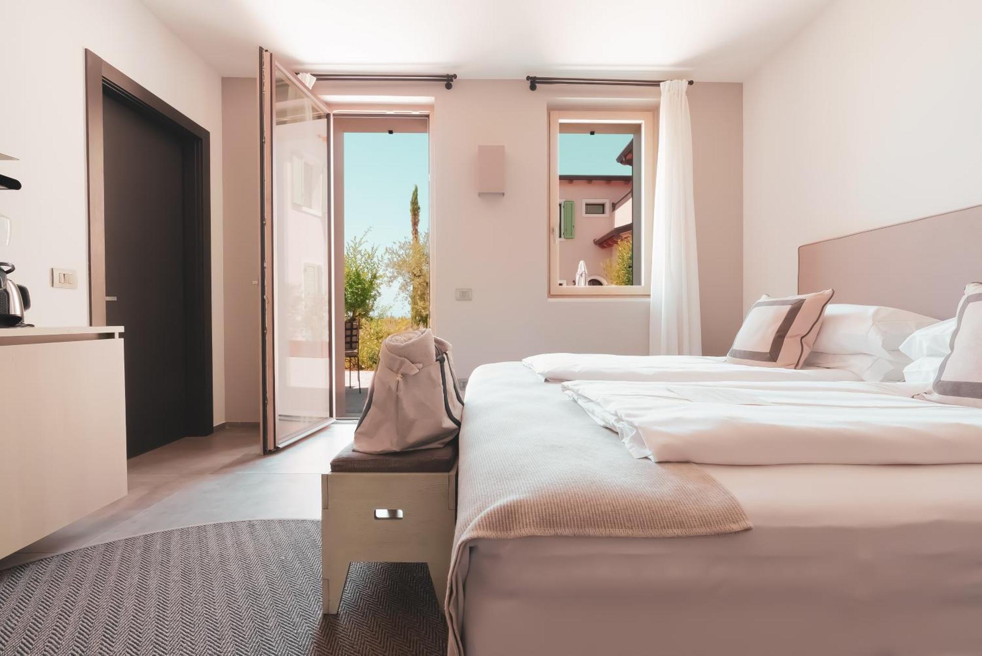 Natiia Relais - Adults Only Hotel Lazise Buitenkant foto