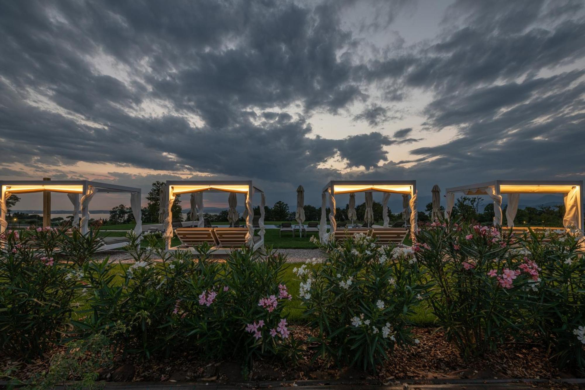 Natiia Relais - Adults Only Hotel Lazise Buitenkant foto