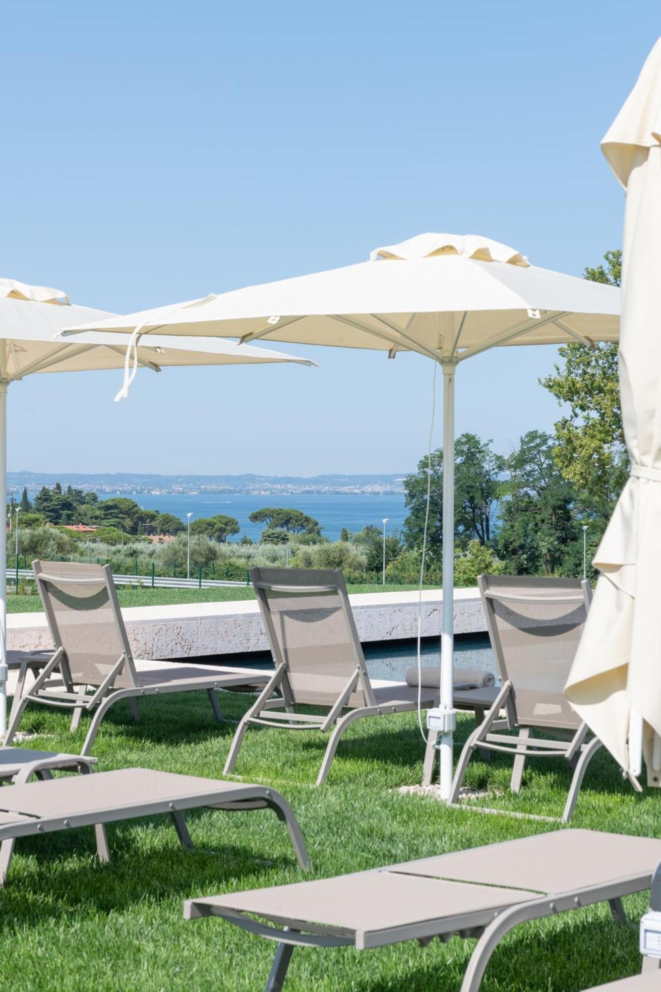 Natiia Relais - Adults Only Hotel Lazise Buitenkant foto